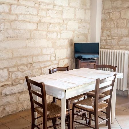 S19 - Sirolo, Bilocale In Pietra Del Conero Apartment Bagian luar foto